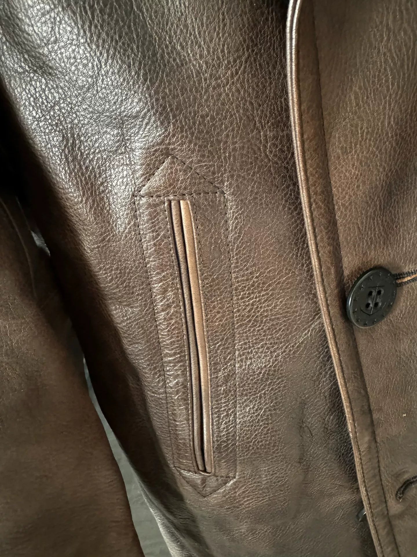 vintage rrl leather jacket in medium size