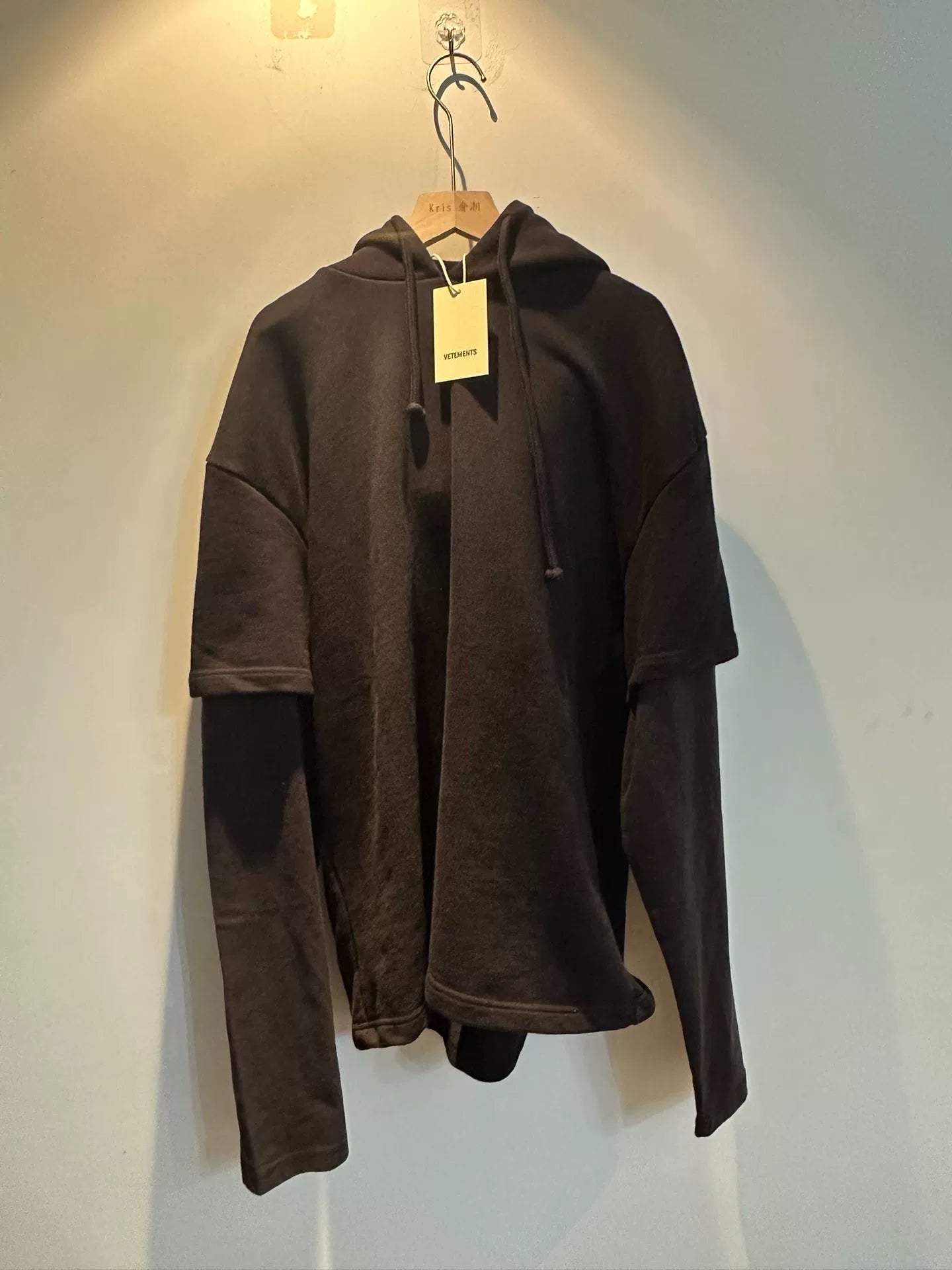 vetements black hooded sweatshirt with target design