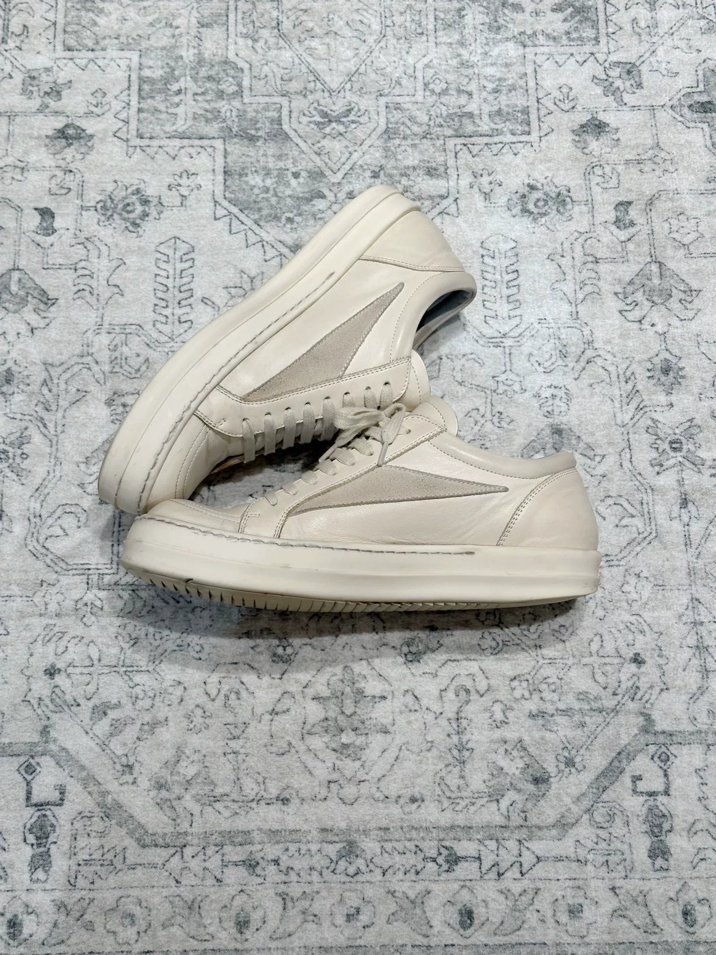 Rick Owens Low-Top White Shoes