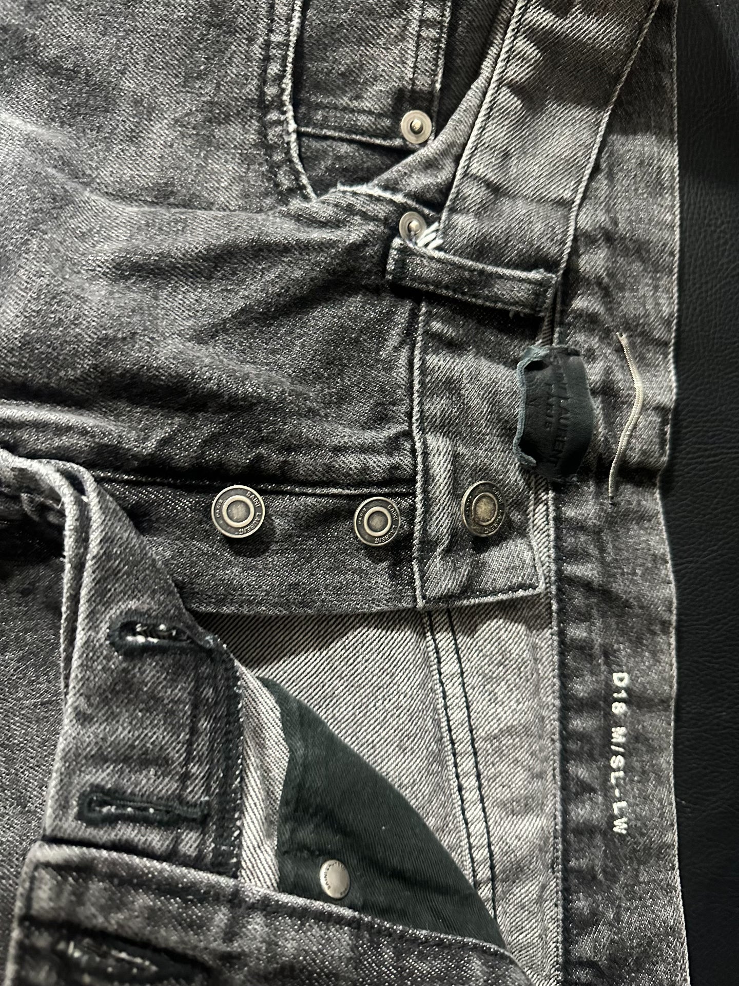 Saint Laurent D18 Washed Jeans