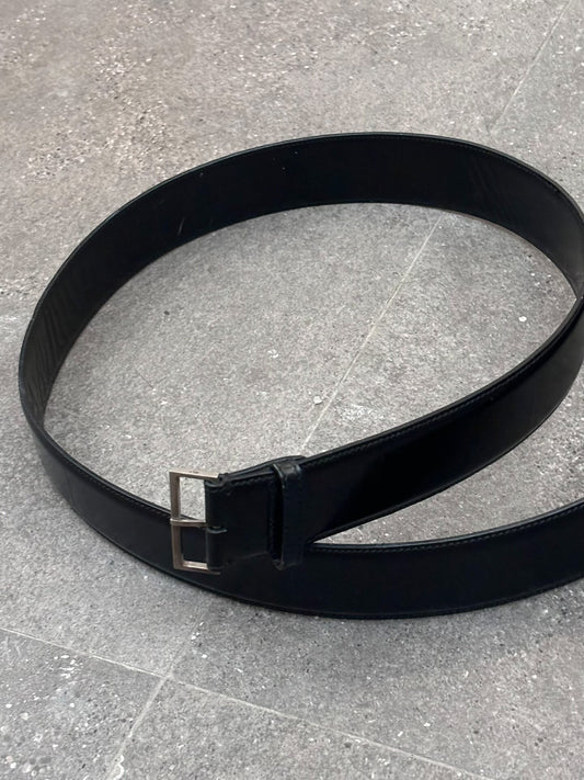 minimalist black leather belt by Dior