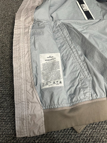 stone island 3l tc jacket in silver gray