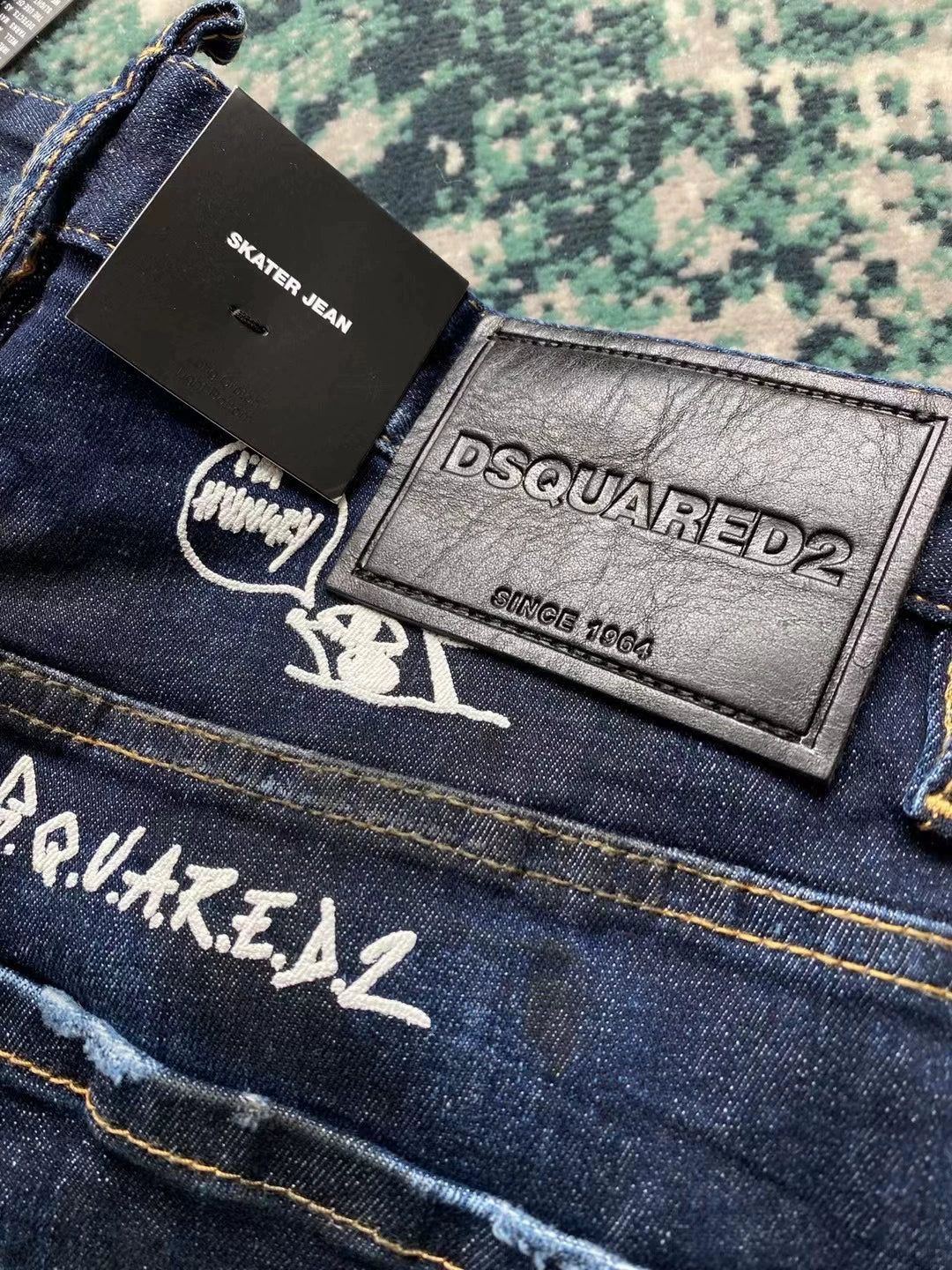 dsquared2 graffiti print skinny jeans