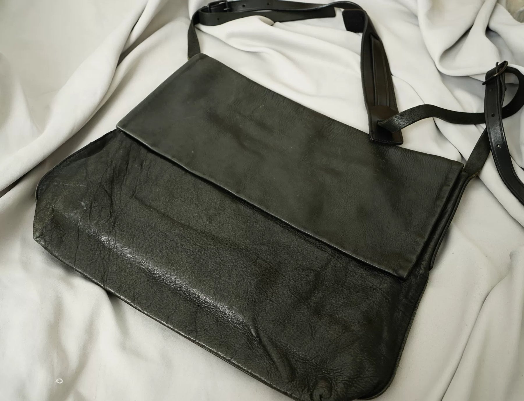 Yohji Yamamoto Cowhide Messenger Crossbody Bag