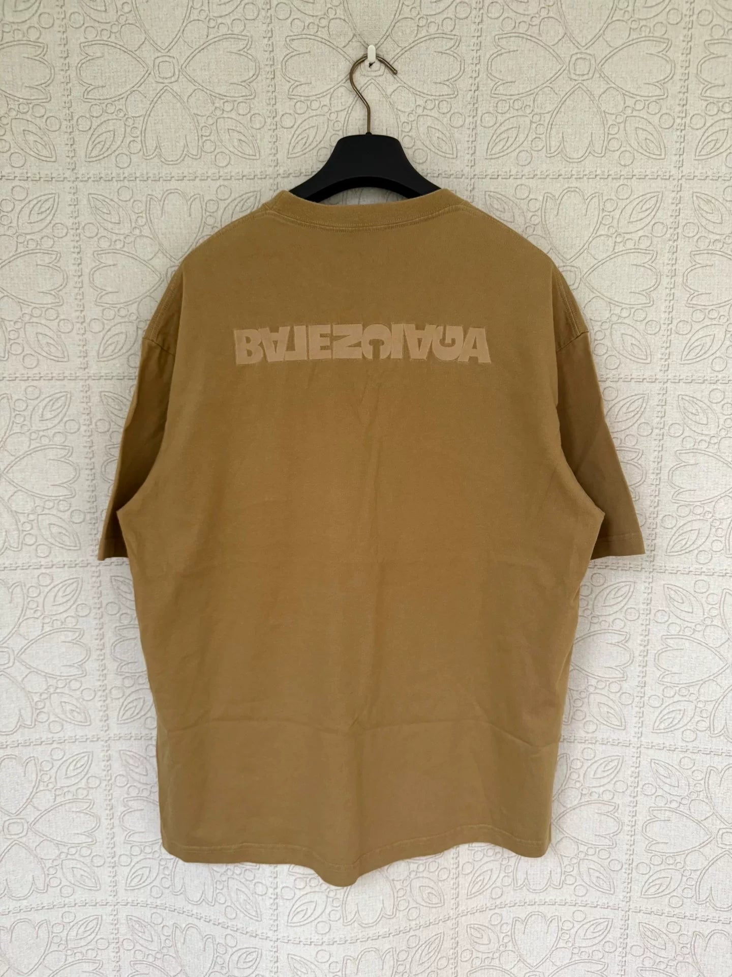 balenciaga embroidered letter short sleeve shirt