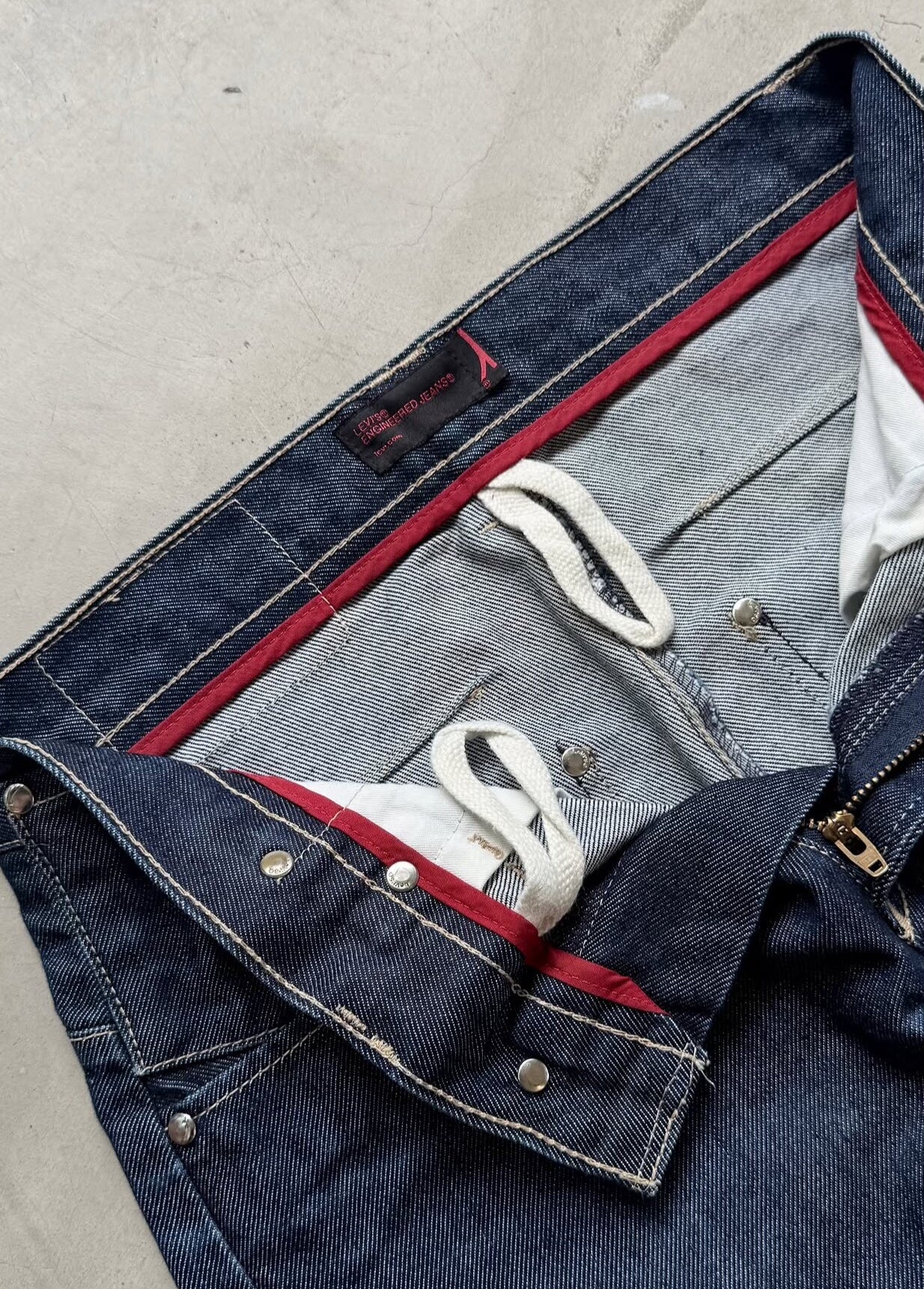 Vintage 2000s Levi's Engineered Jeans
