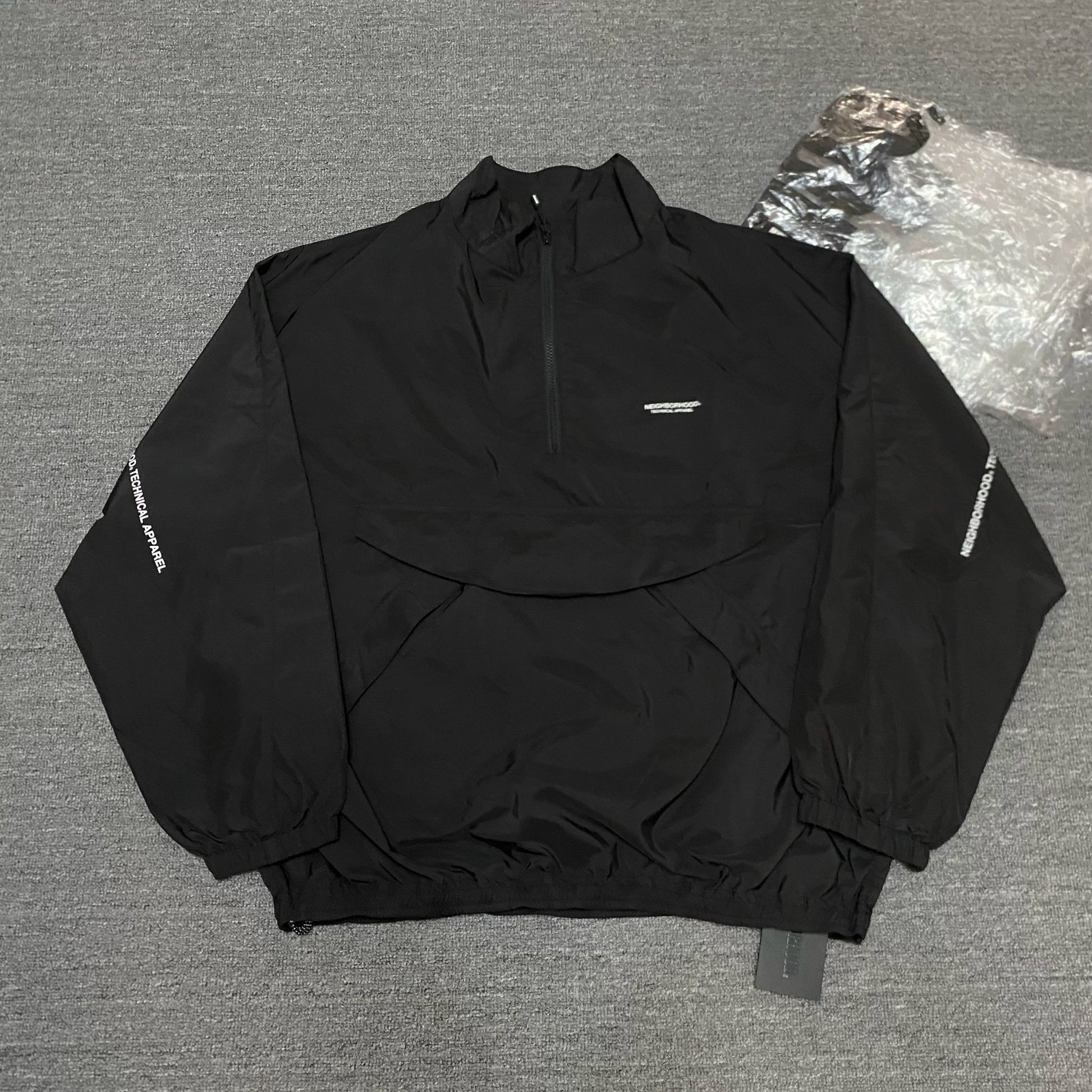 NEIGHBORHOOD 22SS Nylon Half-Zip Jacket