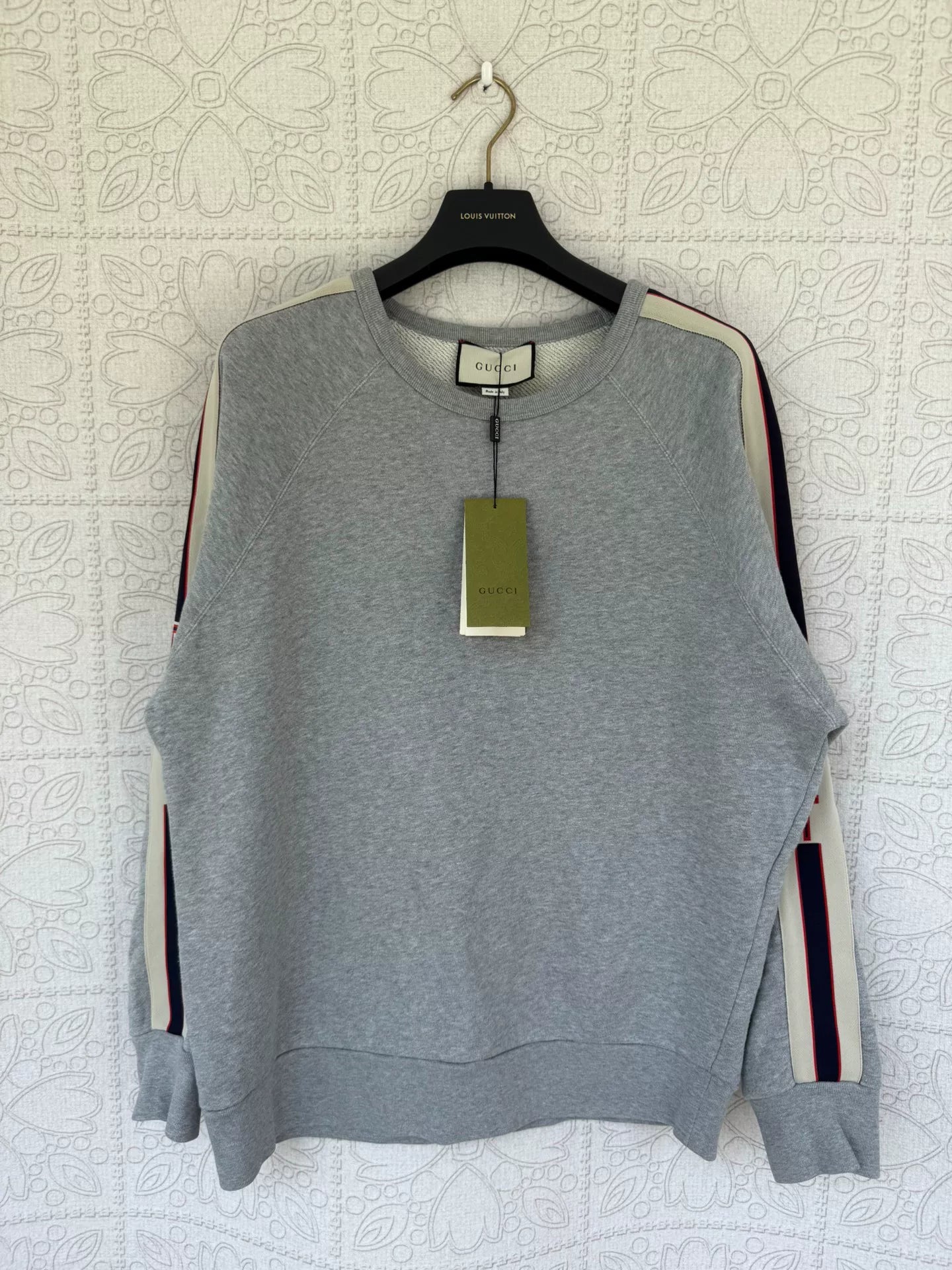 gucci logo sweatshirt with side stripes