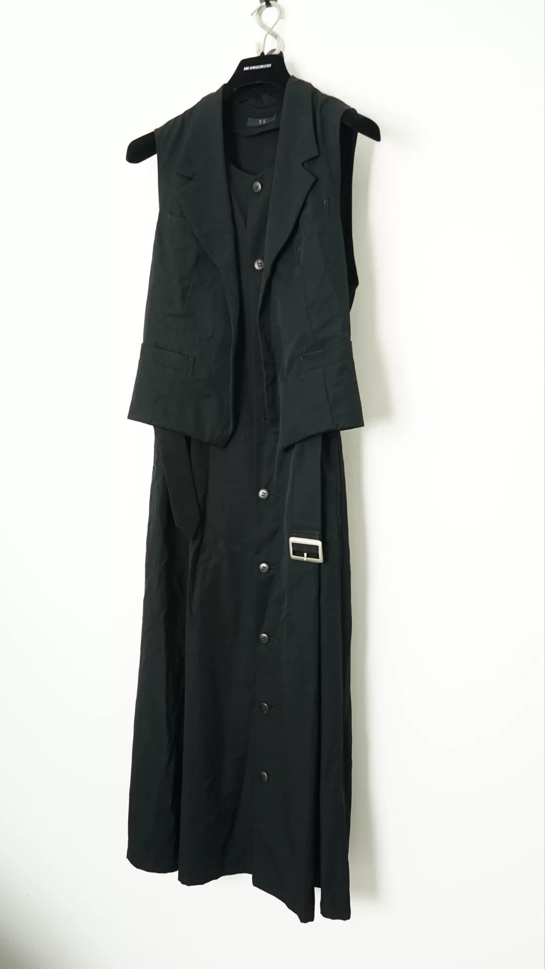 Yohji Yamamoto Layered Mid-Length Sleeveless Coat