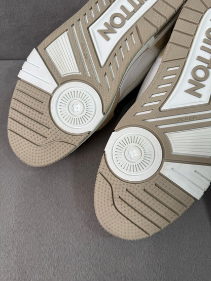 louis vuitton trainer sneakers with velcro