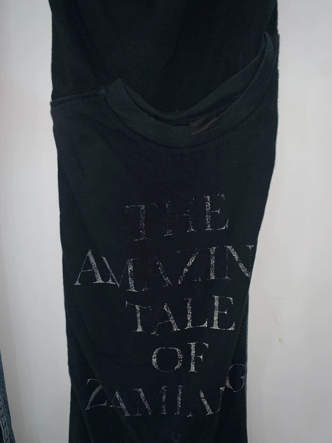 Black 'THE ALVIN TALE OF' T-shirt