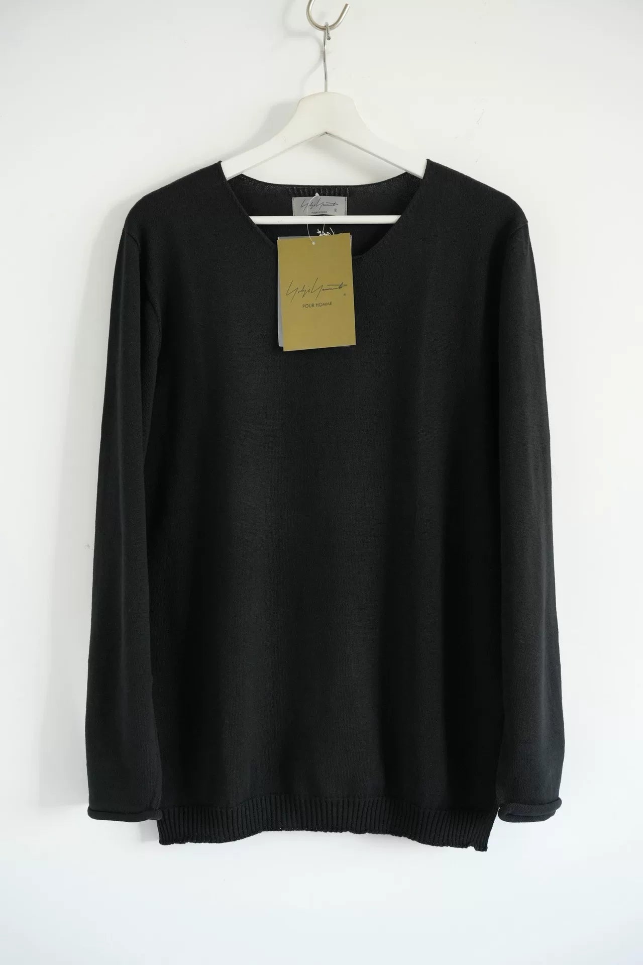 black long sleeve wool cashmere sweater