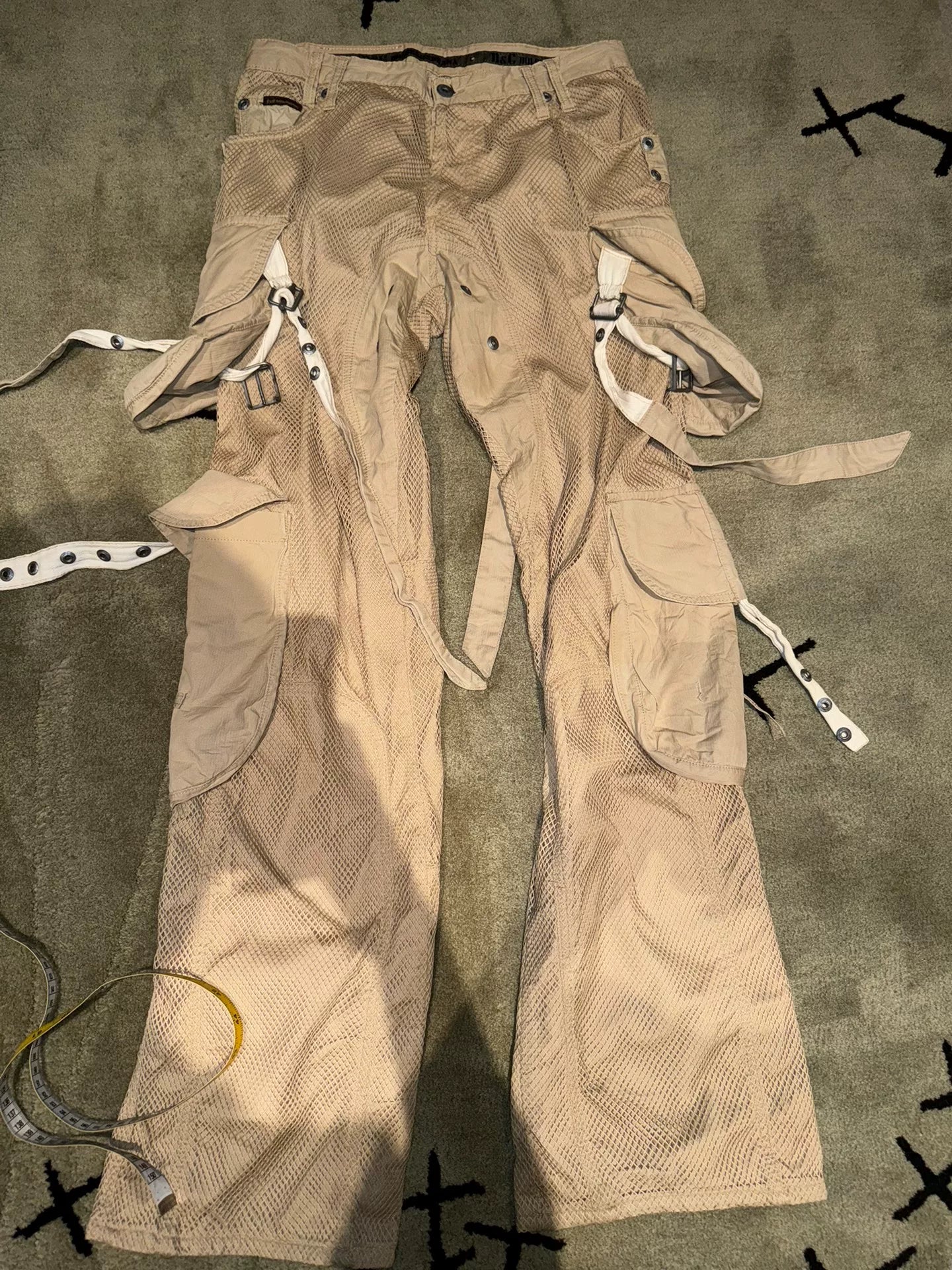 dolce&gabbana cargo pants distressed design