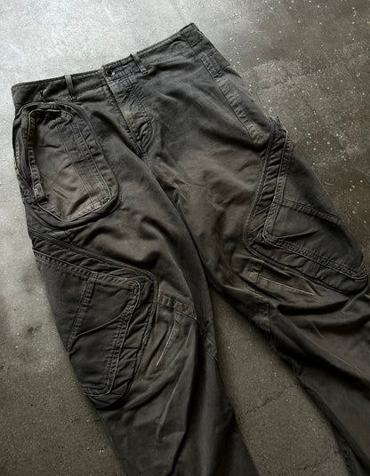 Julius 10s Distressed Curved Cargo Pants