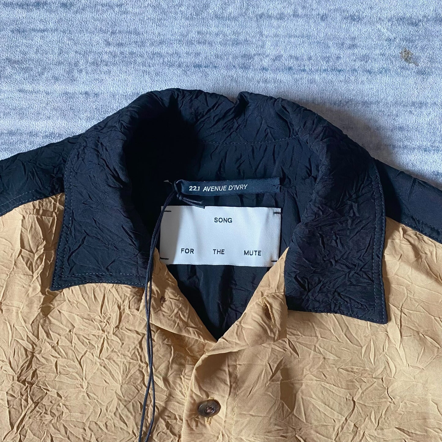 black and yellow short sleeve Hawaiian shirt