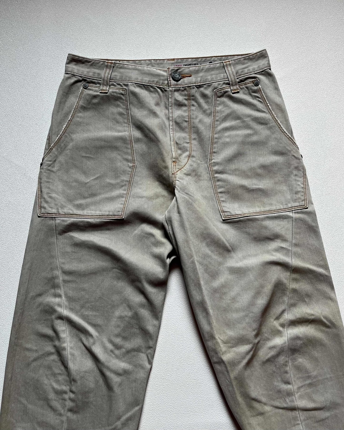Vintage Levi's 2000s Engineered Cinch Back Twisted Leg Jeans
