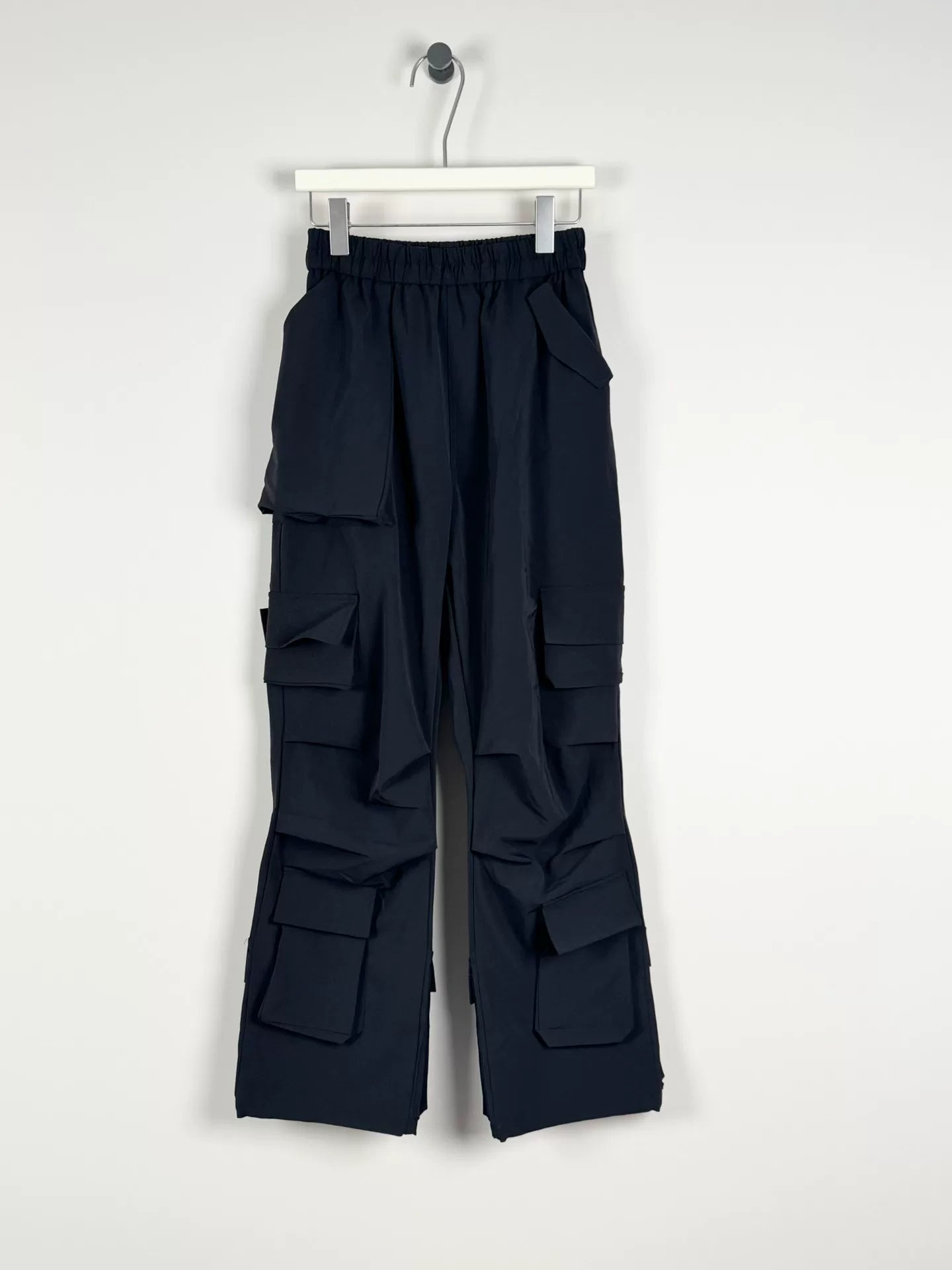 multi-pocket cargo pants in navy blue