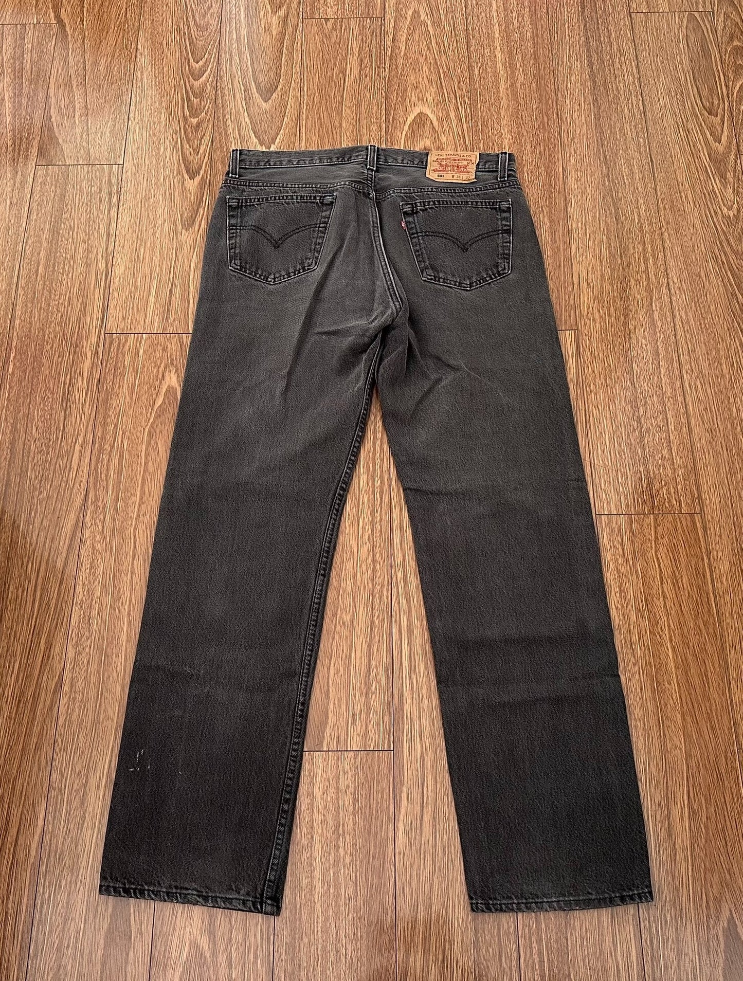 vintage levi's 501 black jeans from the 90s