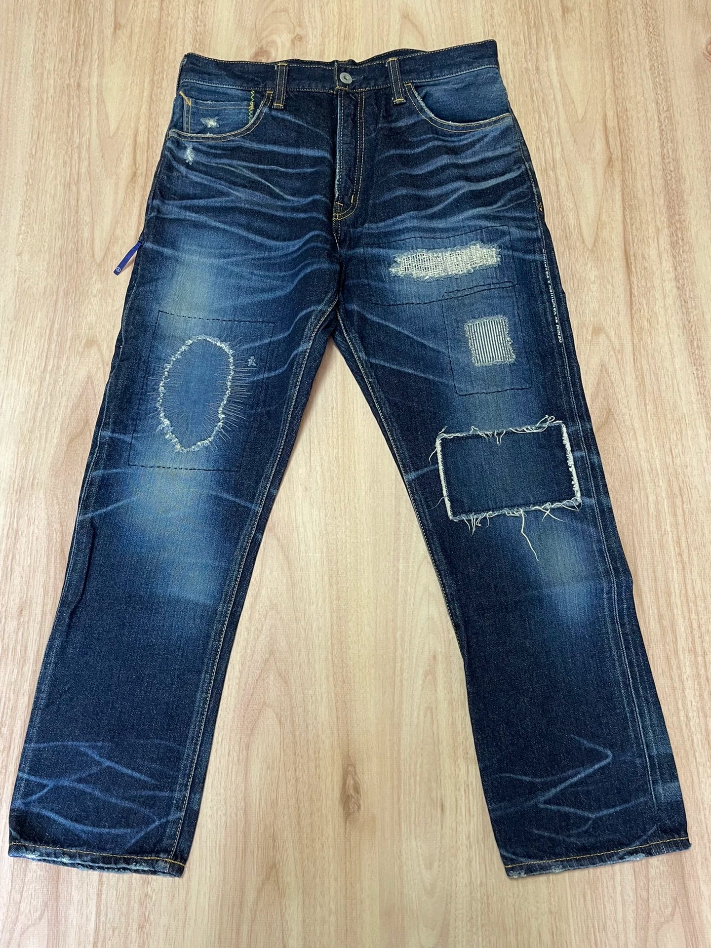 denim by vanquish distressed cropped jeans