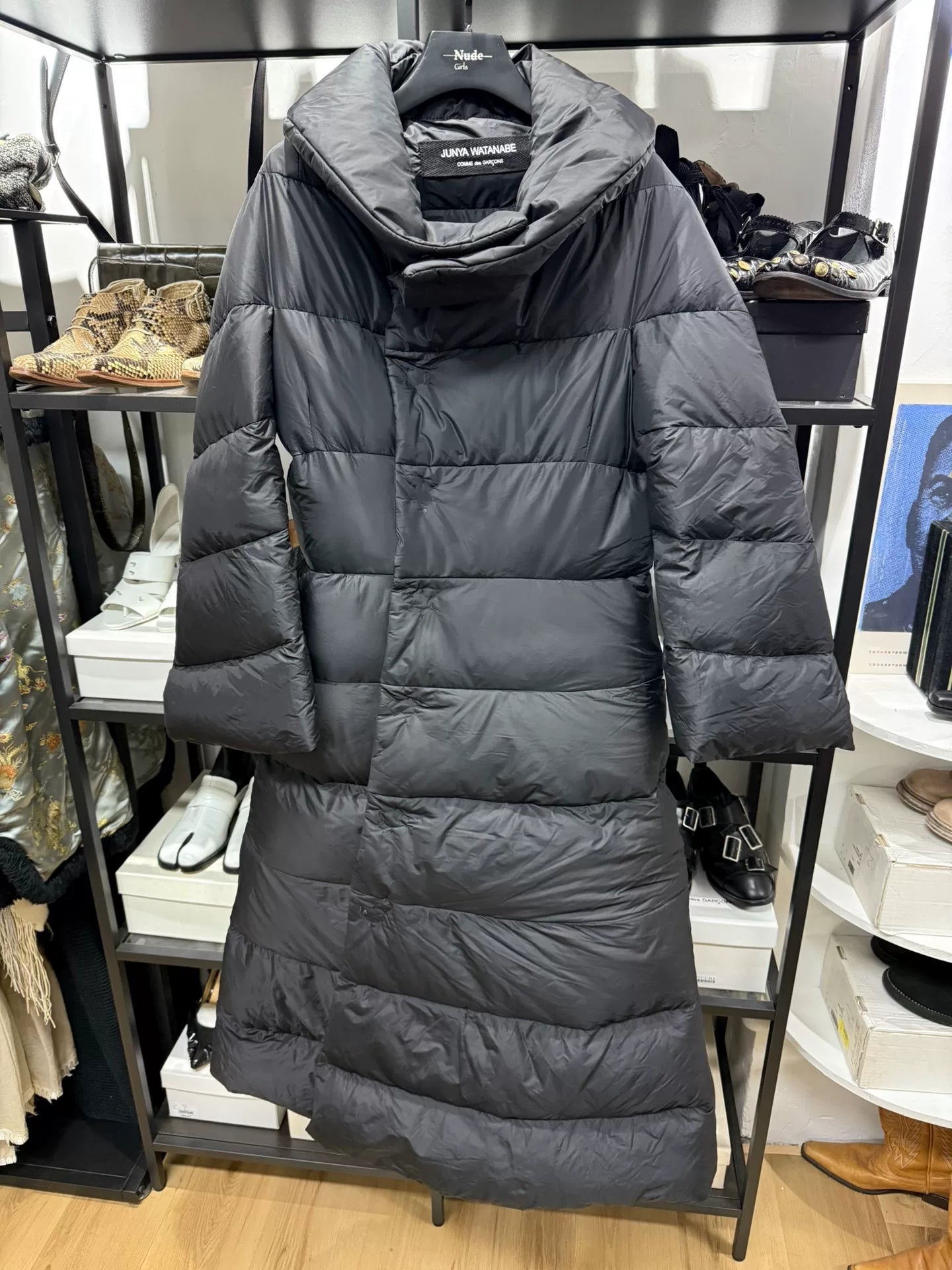 unique waist-shaped down coat