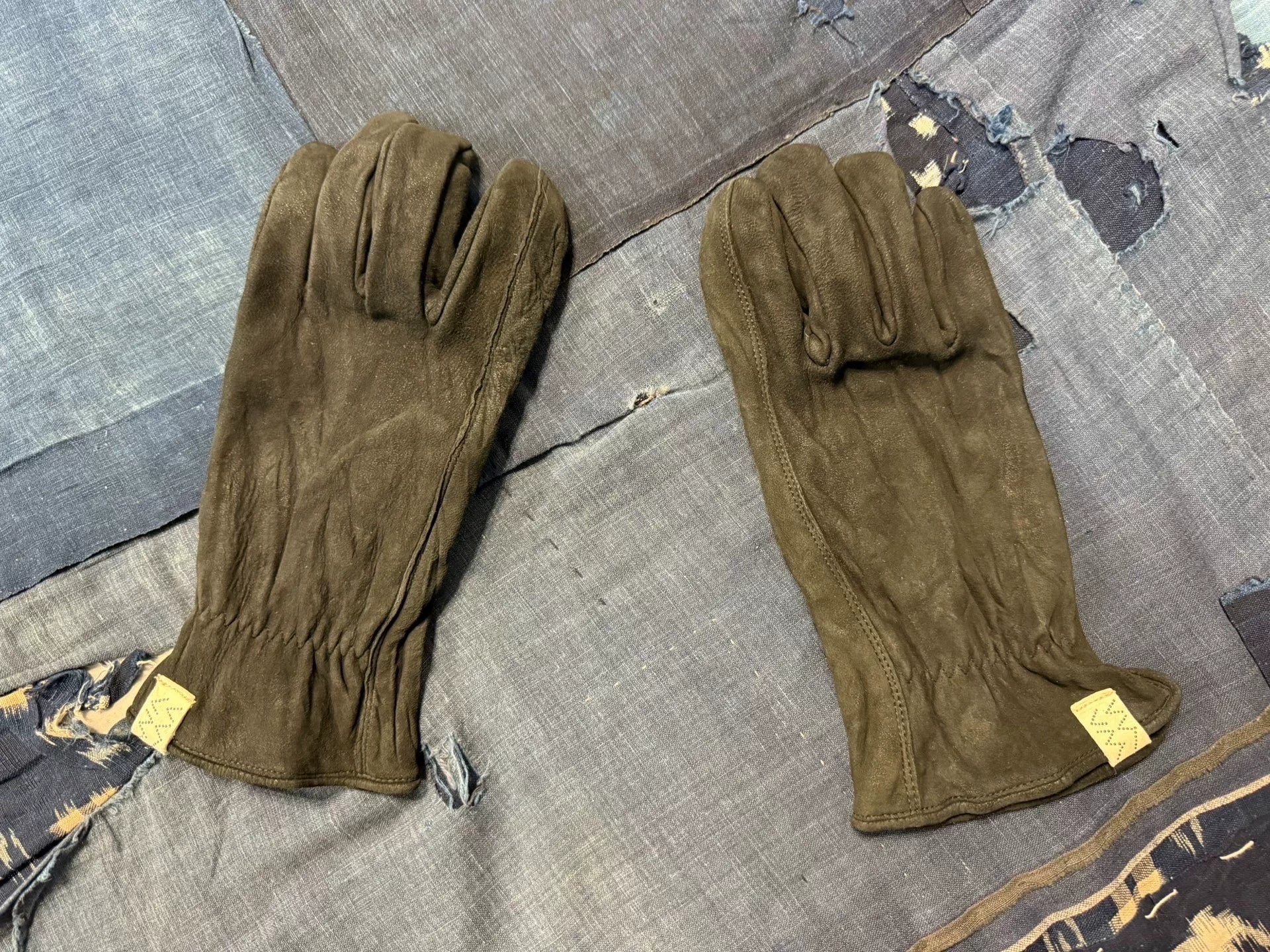 VISVIM 23AW Suede Leather Gloves