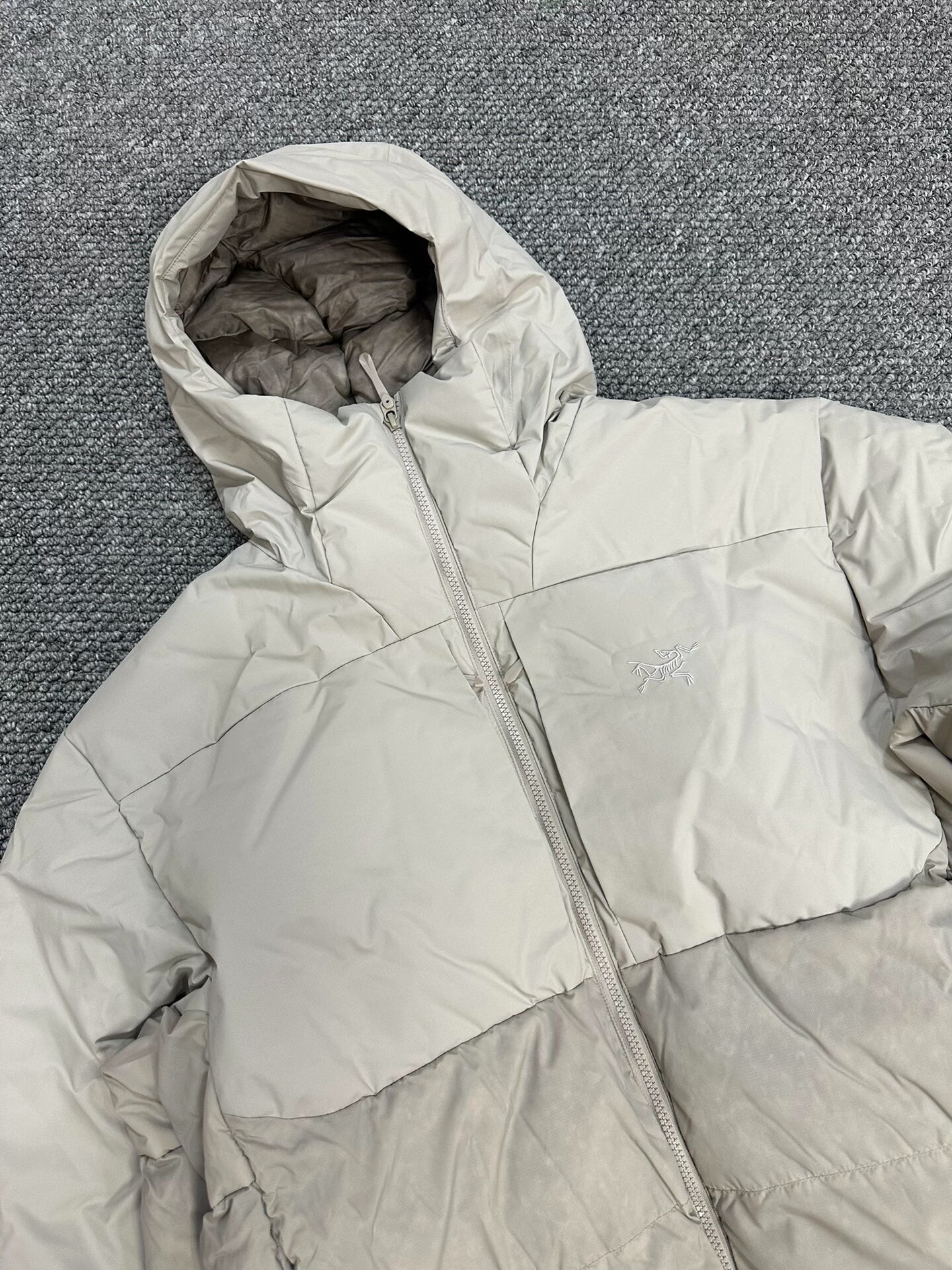 arc'teryx thorium sv lightweight puffer jacket