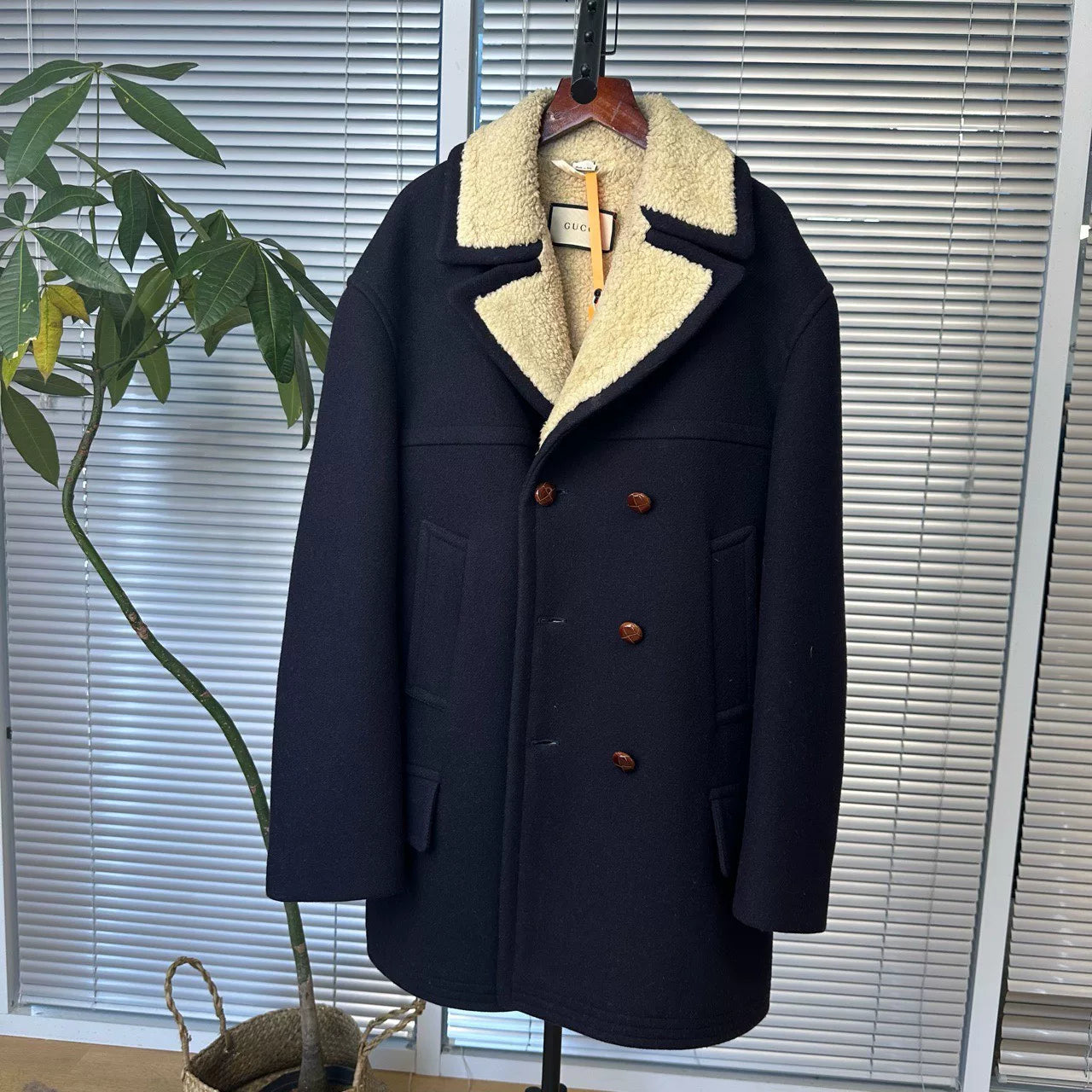 gucci black panther embroidered wool coat