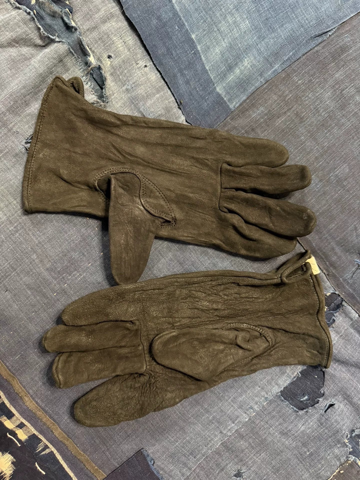 VISVIM 23AW Suede Leather Gloves
