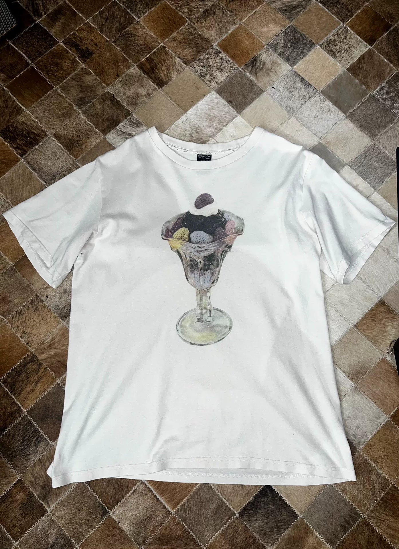 number nine ice cream graphic tee
