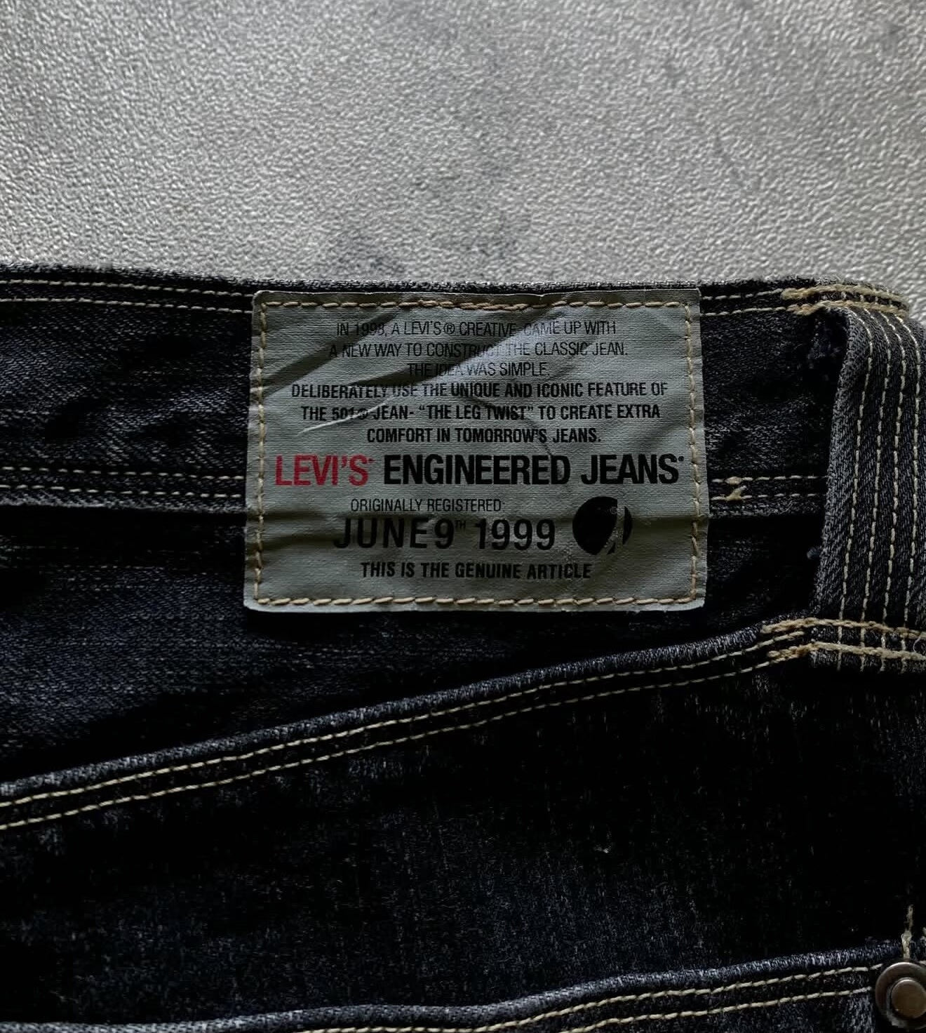 Vintage 1999 Levis Engineered Jeans