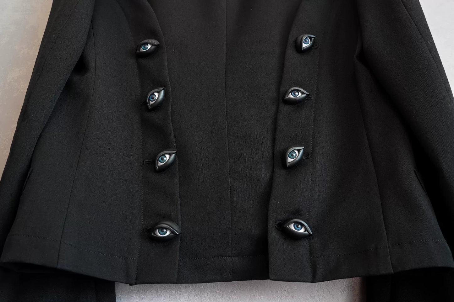 yohji yamamoto eye button jacket