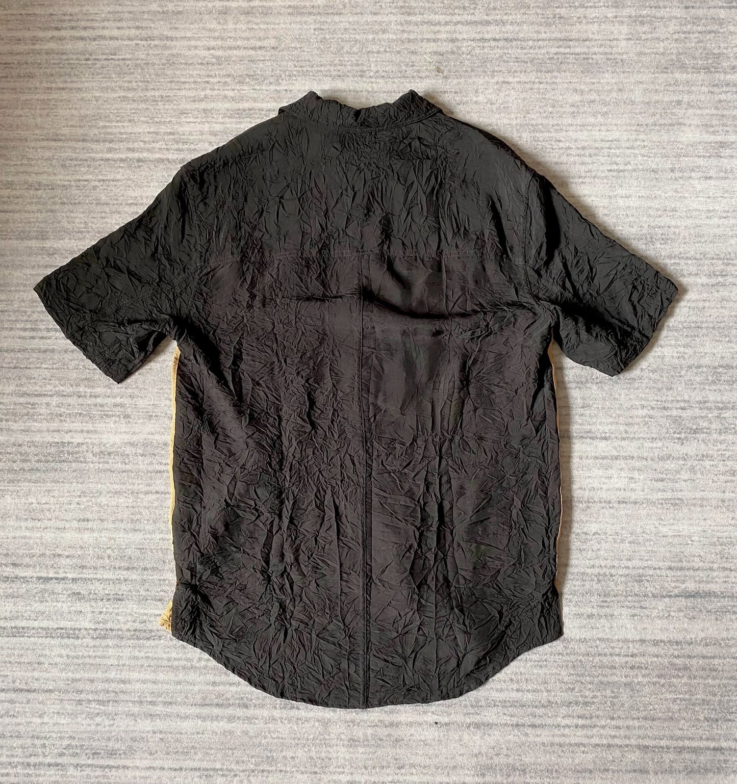 black and yellow short sleeve Hawaiian shirt