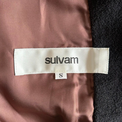 black tailored suit jacket by Sulvam