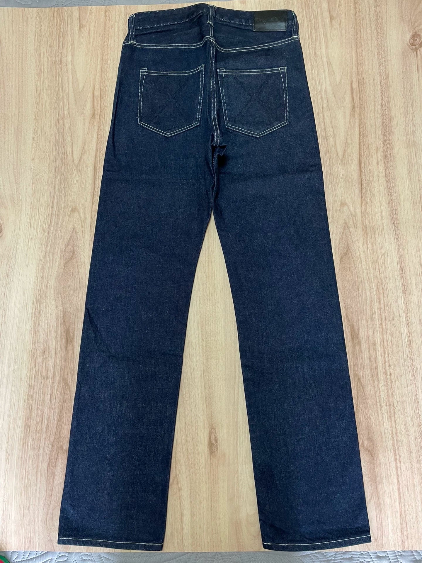 red tooth KAWS original color denim pants