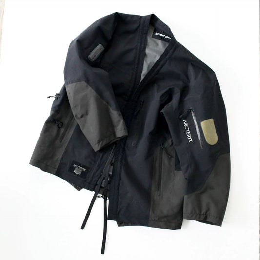 Arc’teryx Artist Series Jacket in Black