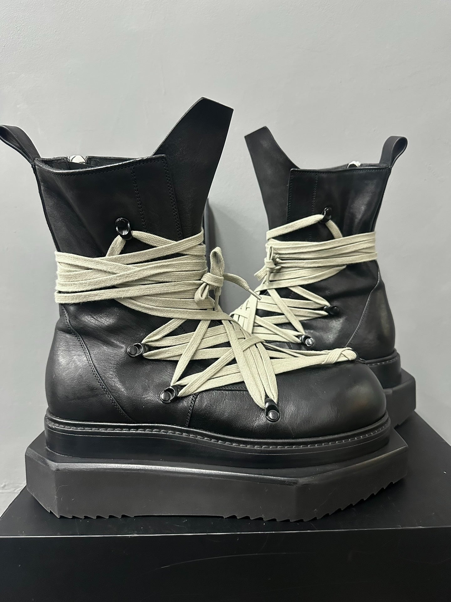Rick Owens 25FW High Strap Thick Boots