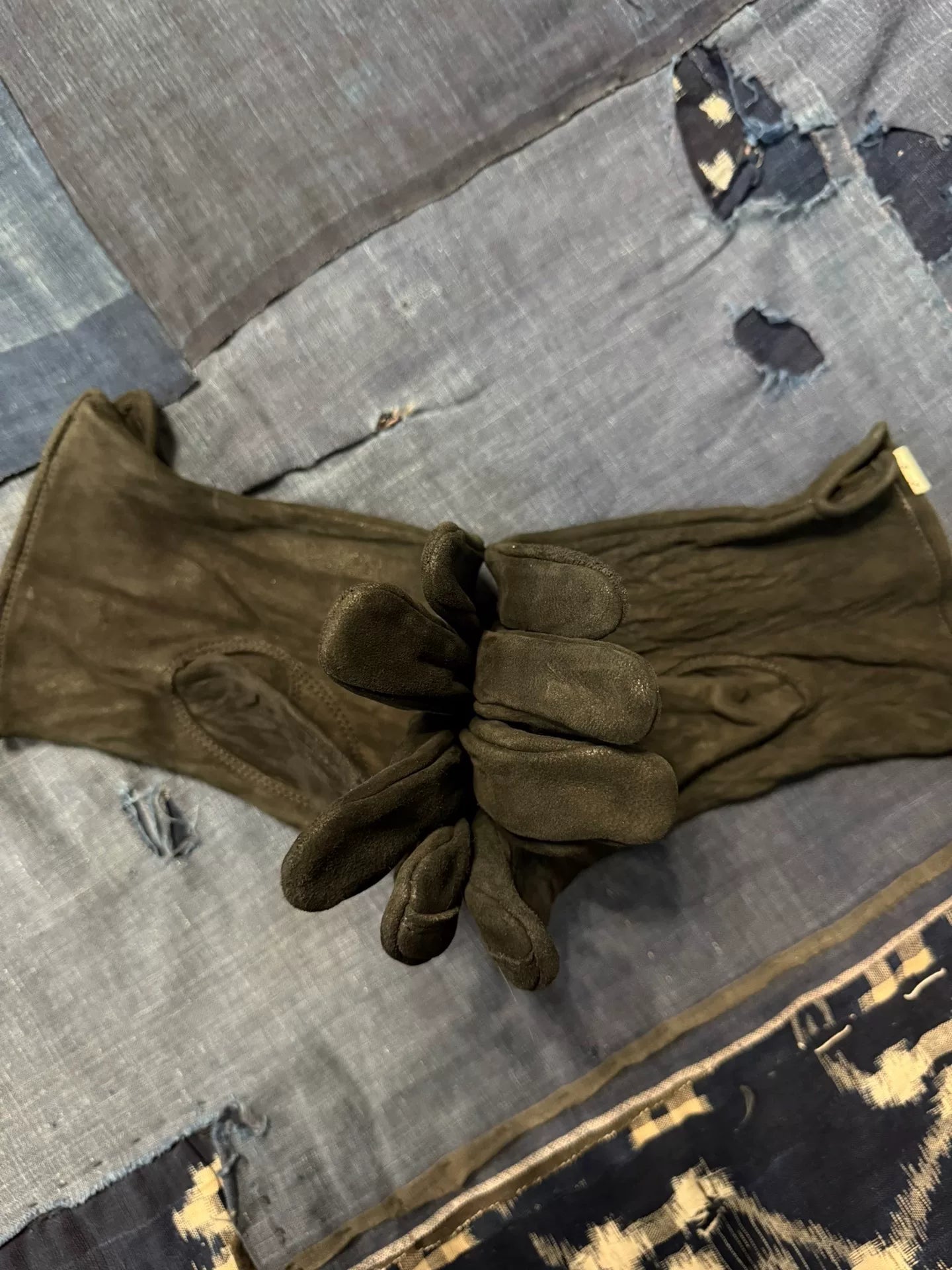VISVIM 23AW Suede Leather Gloves