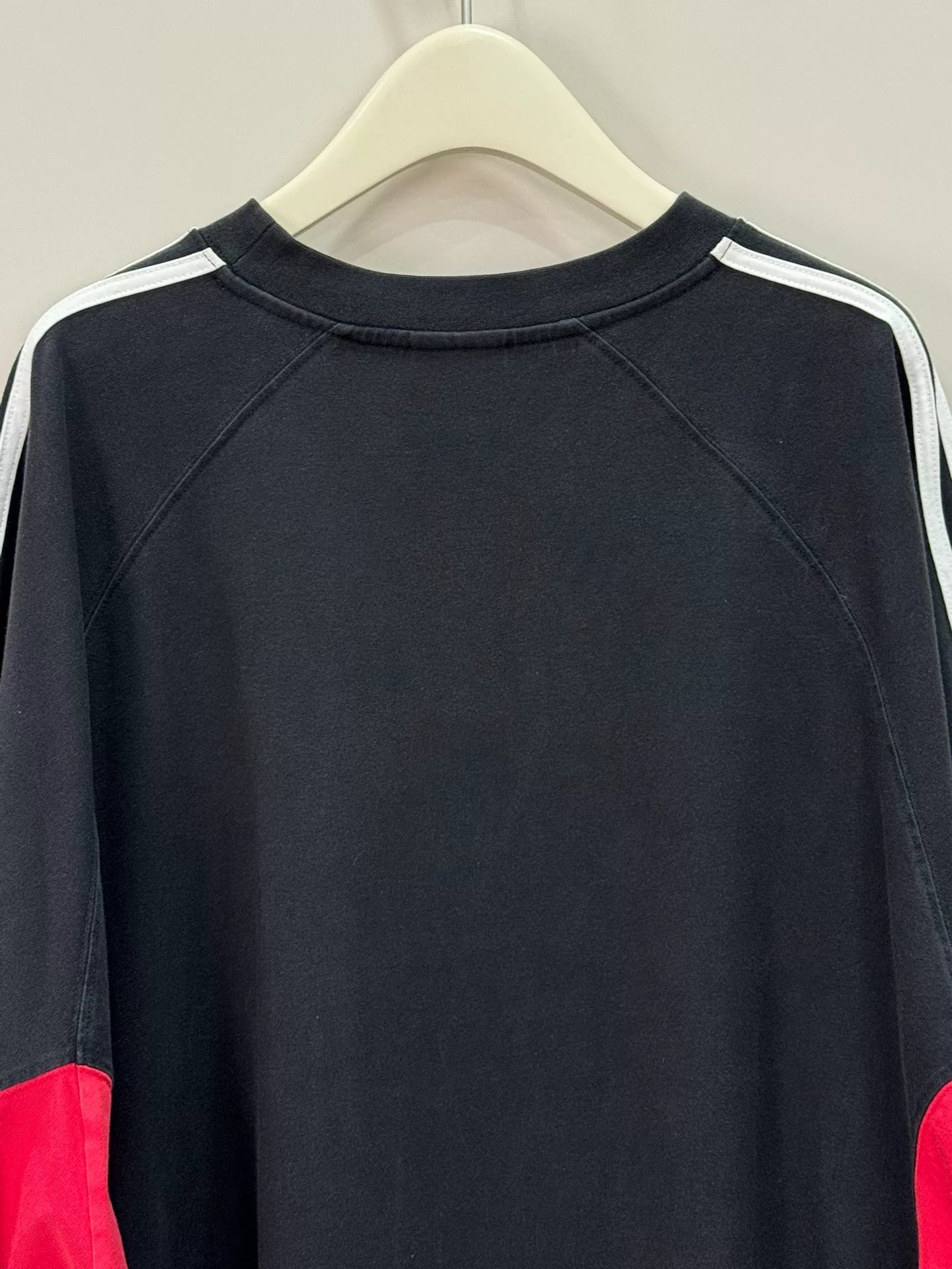 balenciaga adidas black and red short sleeve tee