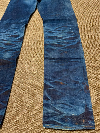 Noir Denim Jeans with Distressing