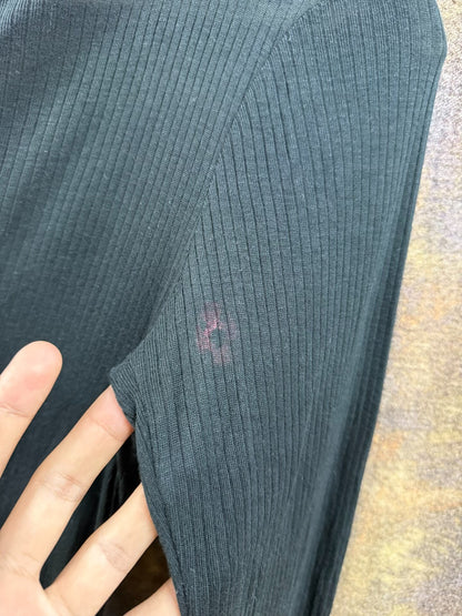 long sleeve fitted black top