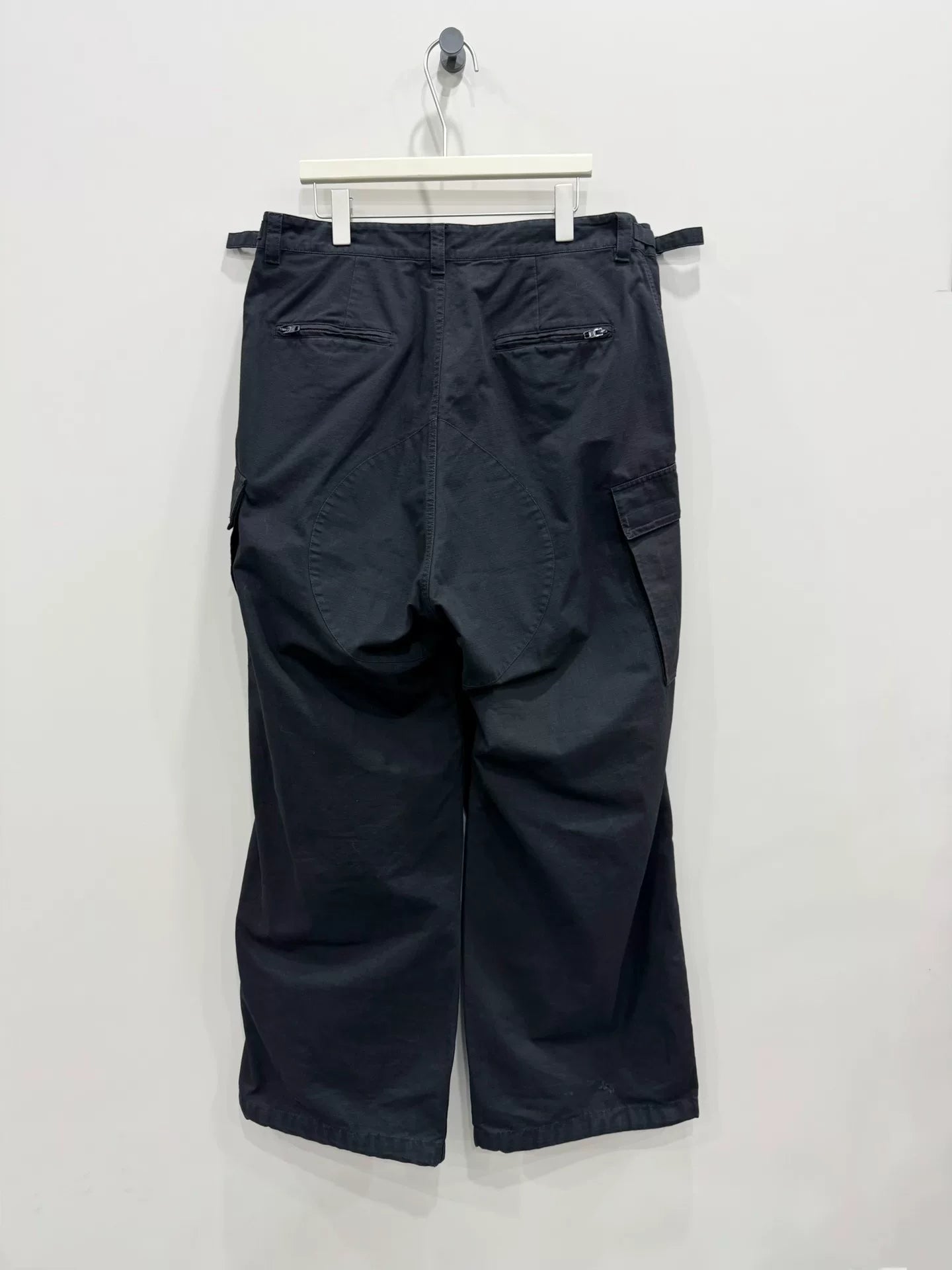 balenciaga pulled cargo pants size 50