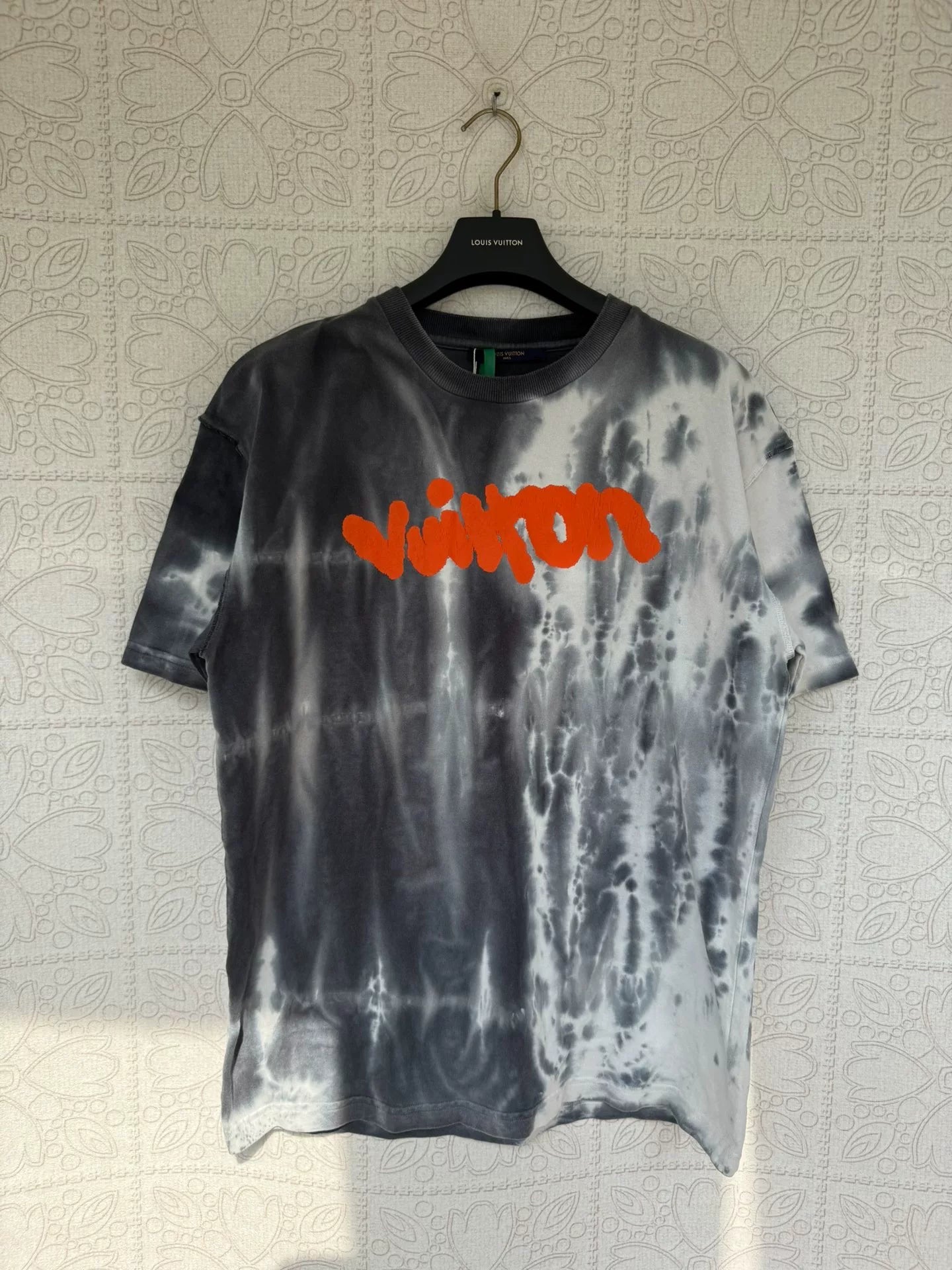louis vuitton tie-dye logo short sleeve t-shirt