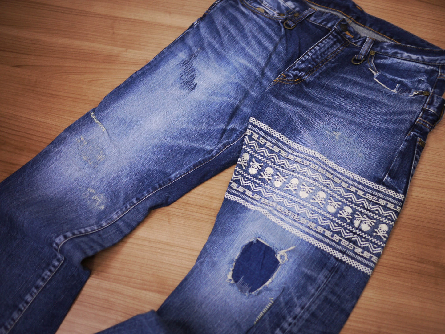 mastermind japan denim pants with unique design