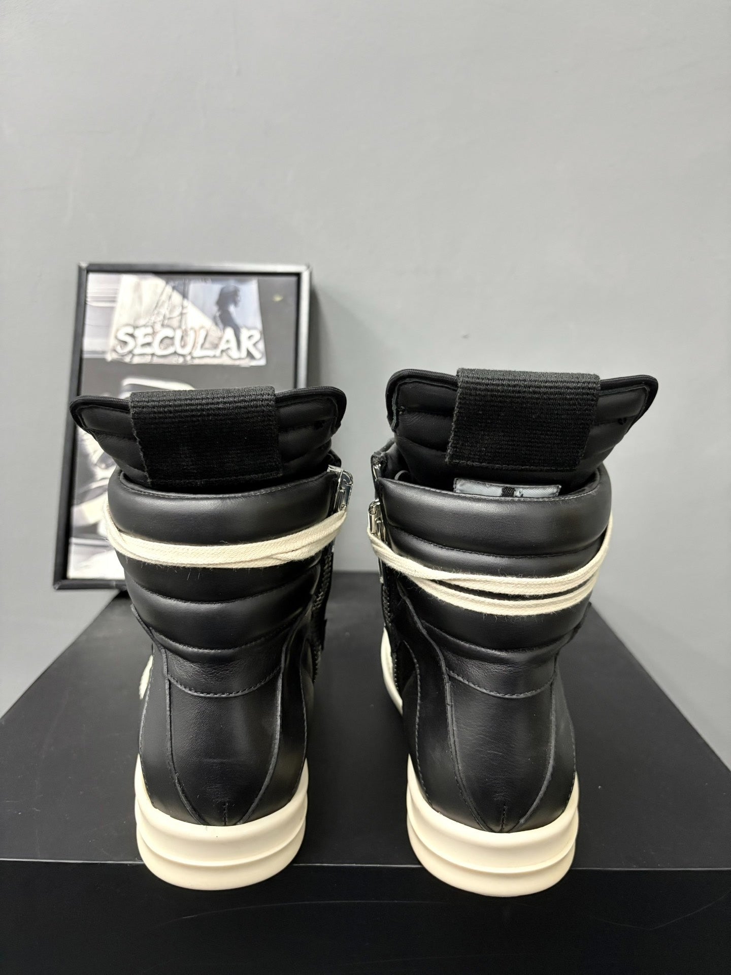 Rick Owens Classic Black Geobasket