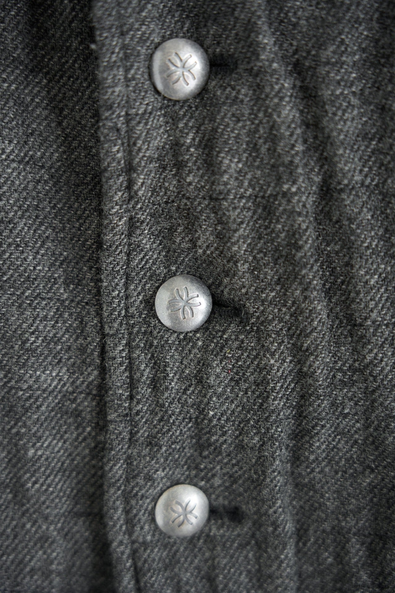 Yohji Yamamoto 05AW Pleated Silver Buckle Blazer
