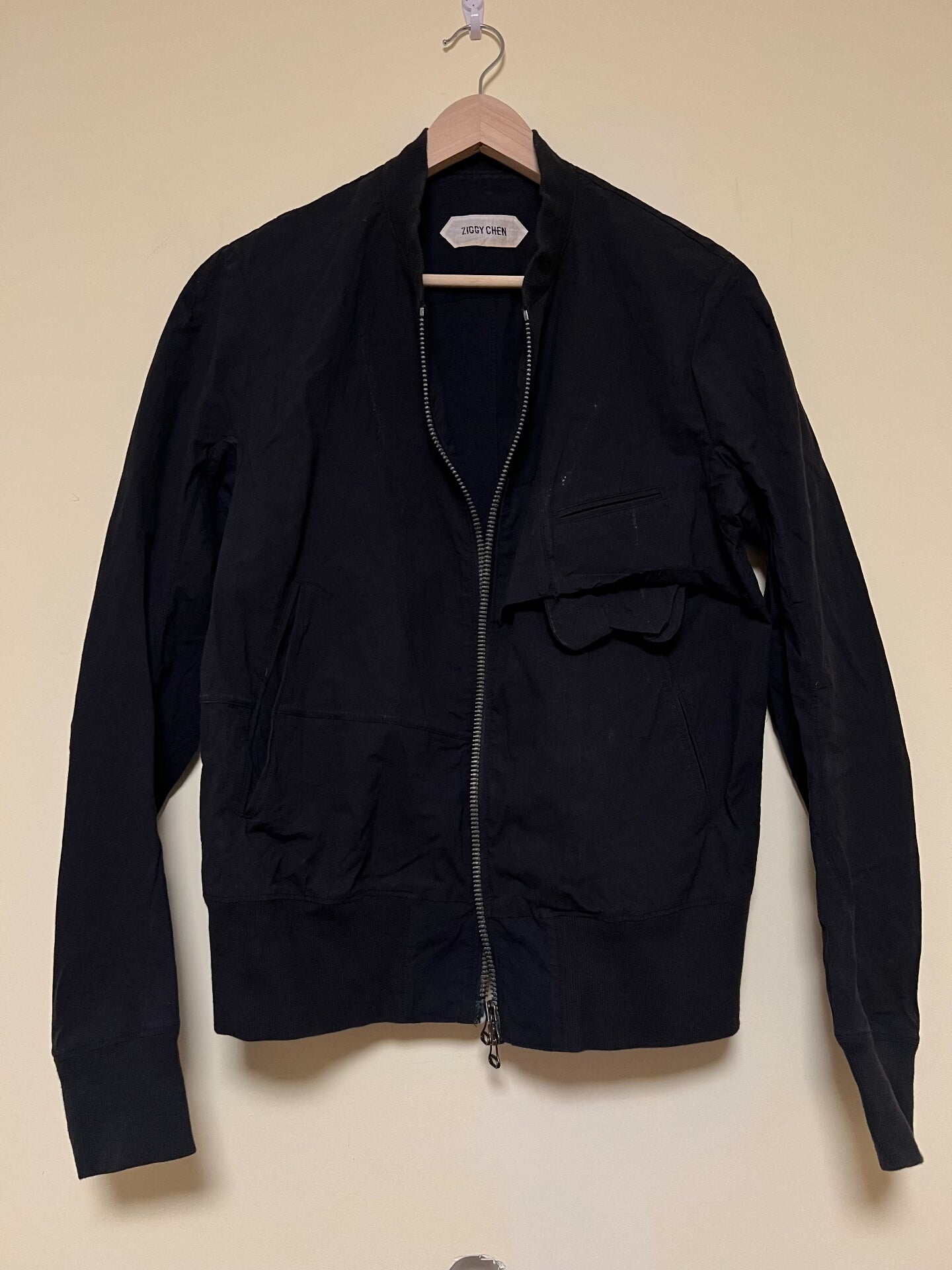 Ziggy Chen MA1 Jacket in Size 46