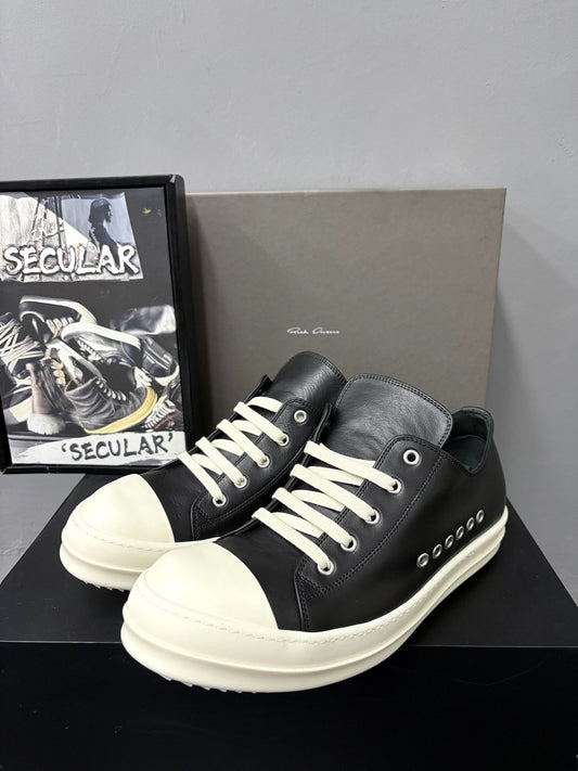 RickOwens 26SS Black Low-Top Leather Sneakers