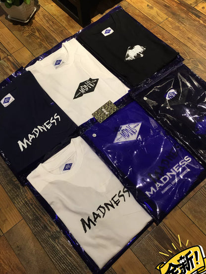 madness taxi tee in black size L