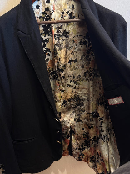 Geoffrey b small GJ04 Gold Blazer