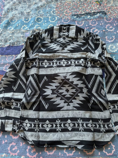 southwestern half-zip shirt in size M